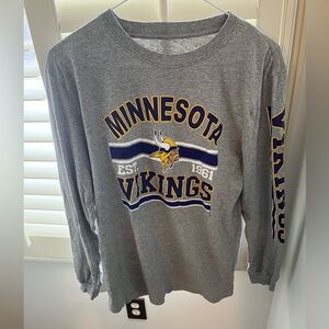 Kids xxl Minnesota Vikings long sleeve - great condition.